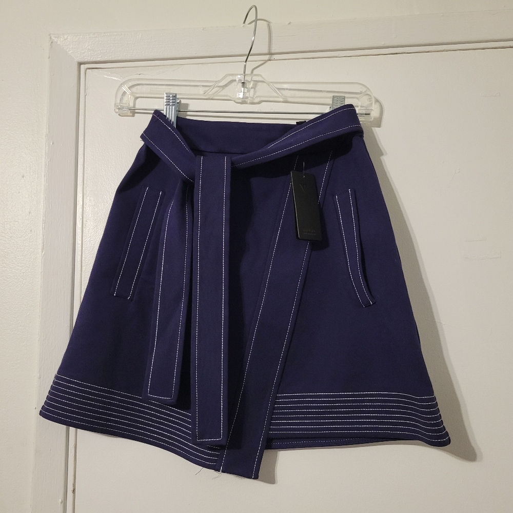 BNWT Guess Skirt